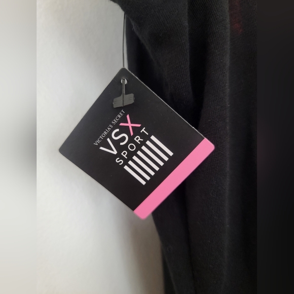 NWT Victoria's Secret Sport Tank with banded open-back - Medium - Picture 5 of 8